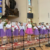 Niepubliczna Szkoła Podstawowa Niebieska 21