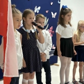 Niepubliczna Szkoła Podstawowa Niebieska 21