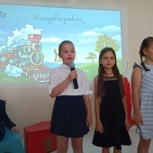 Niepubliczna Szkoła Podstawowa Niebieska 21