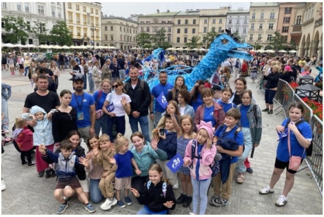 NASZA SZKOŁA NA PARADZIE SMOKÓW W KRAKOWIE –  NIEZAPOMNIANA PRZYGODA I WIELKI SUKCES!