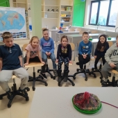 Niepubliczna Szkoła Podstawowa Niebieska 21